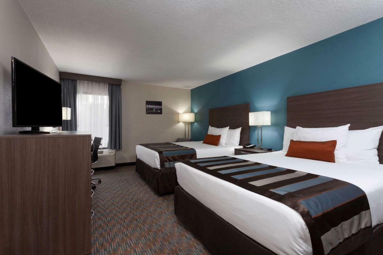 Nobile Parkway At Celebration Orlando Very Close To Theme Parks Lake Buena Vista