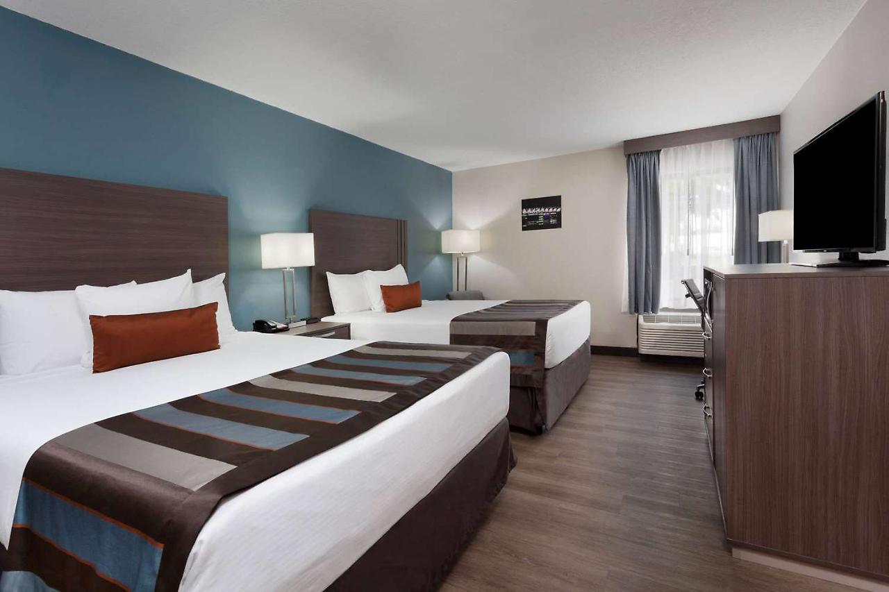 Nobile Parkway At Celebration Orlando Very Close To Theme Parks 3*